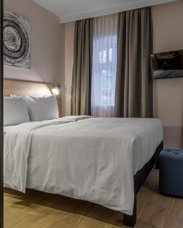 Kontrakt Boutique Hotel Kiev Dış mekan fotoğraf