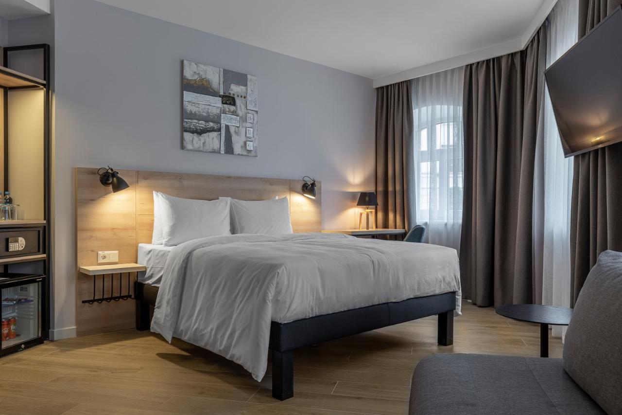 Kontrakt Boutique Hotel Kiev Dış mekan fotoğraf