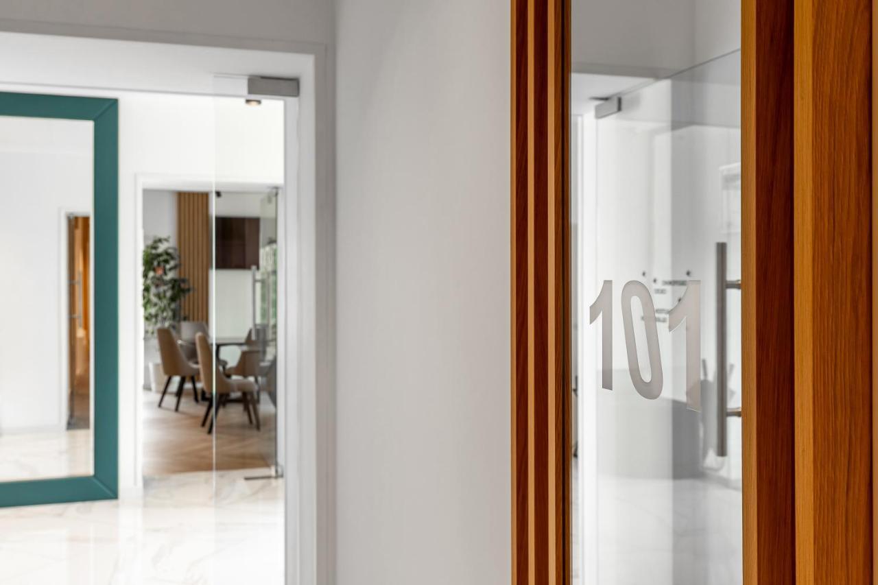 Kontrakt Boutique Hotel Kiev Dış mekan fotoğraf