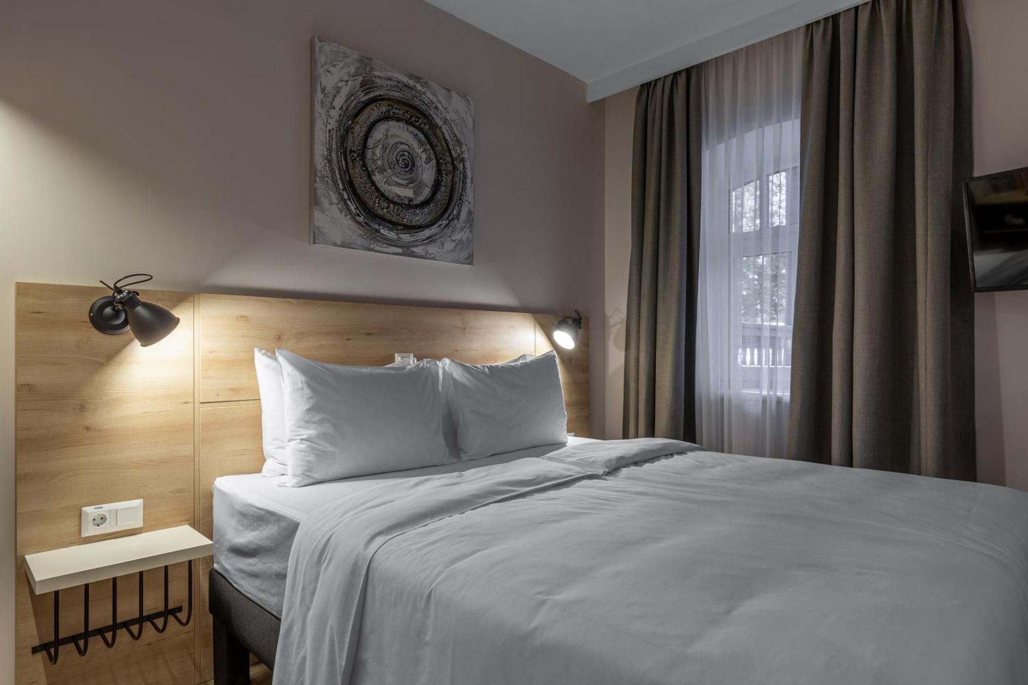 Kontrakt Boutique Hotel Kiev Oda fotoğraf